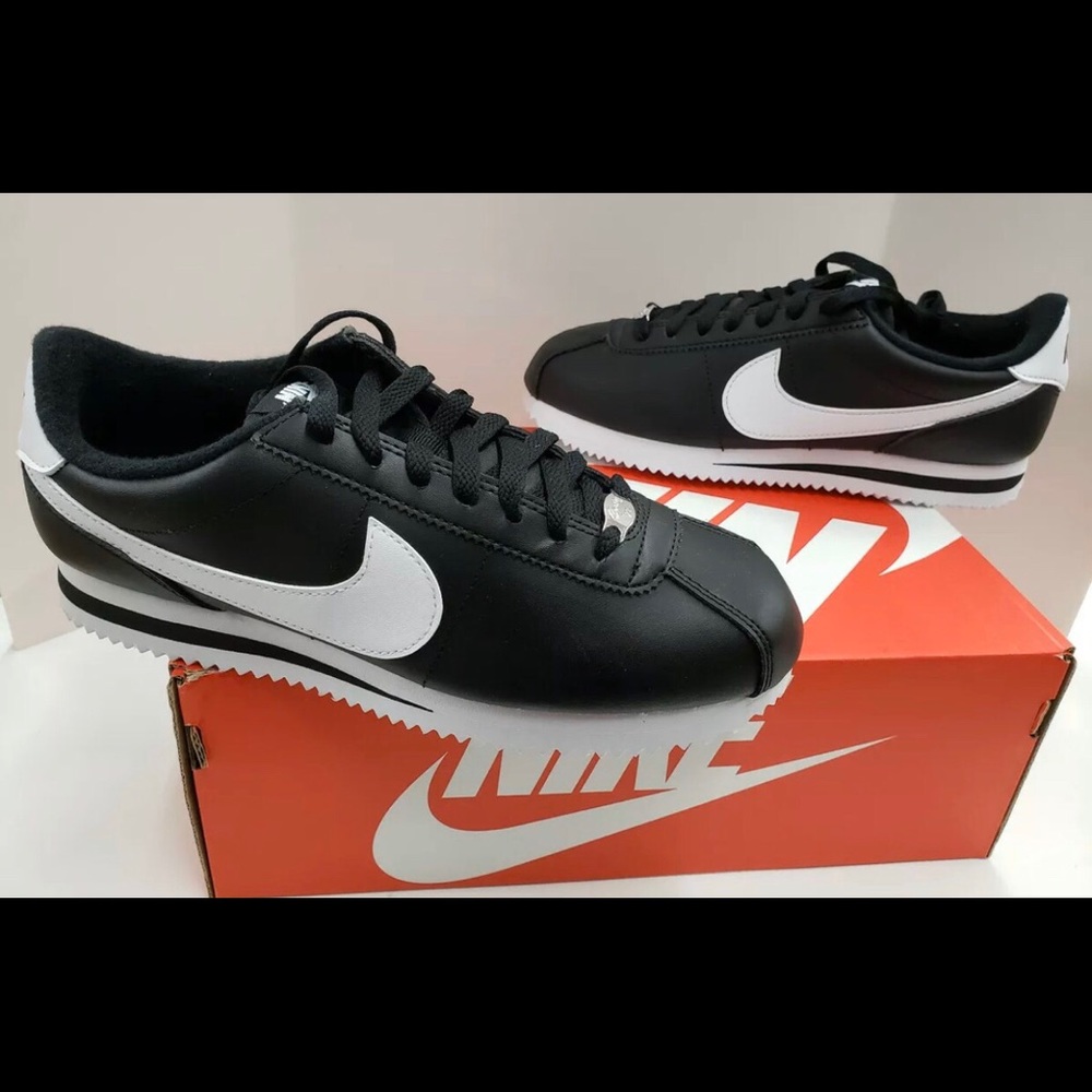 Nike Cortez Size 13 Brand New/UnWorn - Black/White
